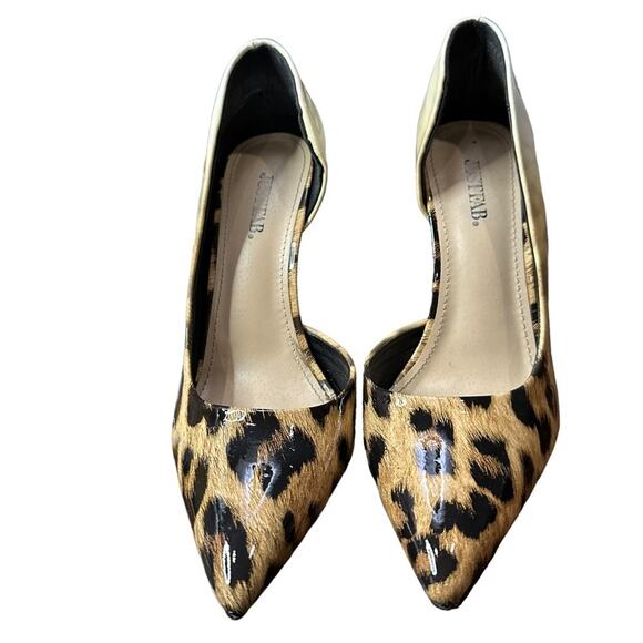 JUSTFAB Treyva cream color with leopard print Really nice faux patent size 9 - Picture 4 of 6